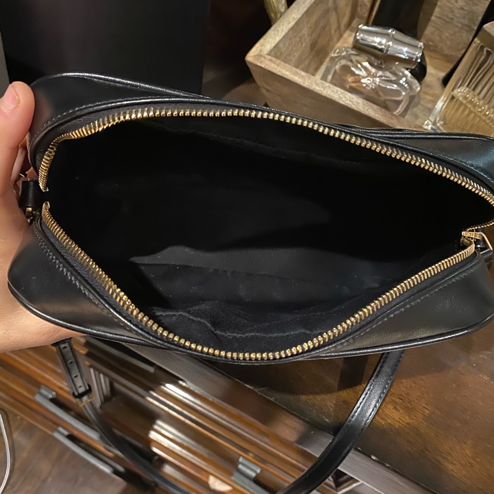 Yves Saint Laurent Black Quilted Leather Camera Bag with Gold YSL Hardware - Picture 5 of 10